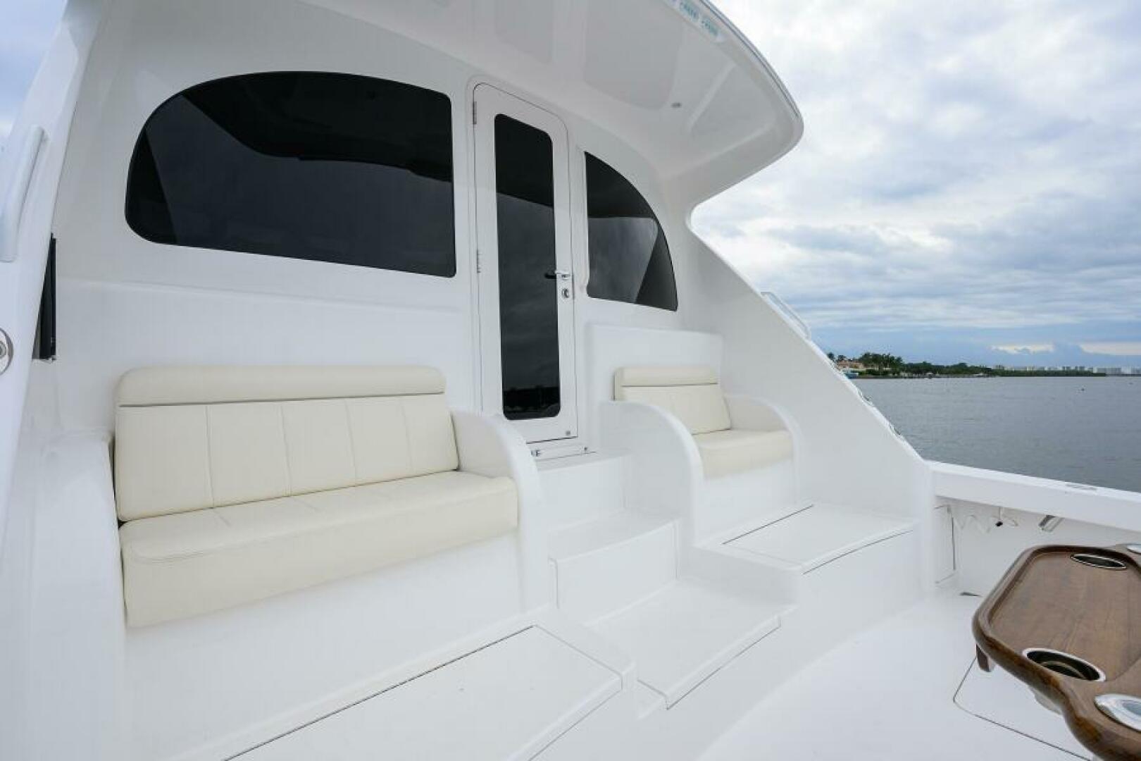 2024 Viking 54 Sport Coupe - Image 22