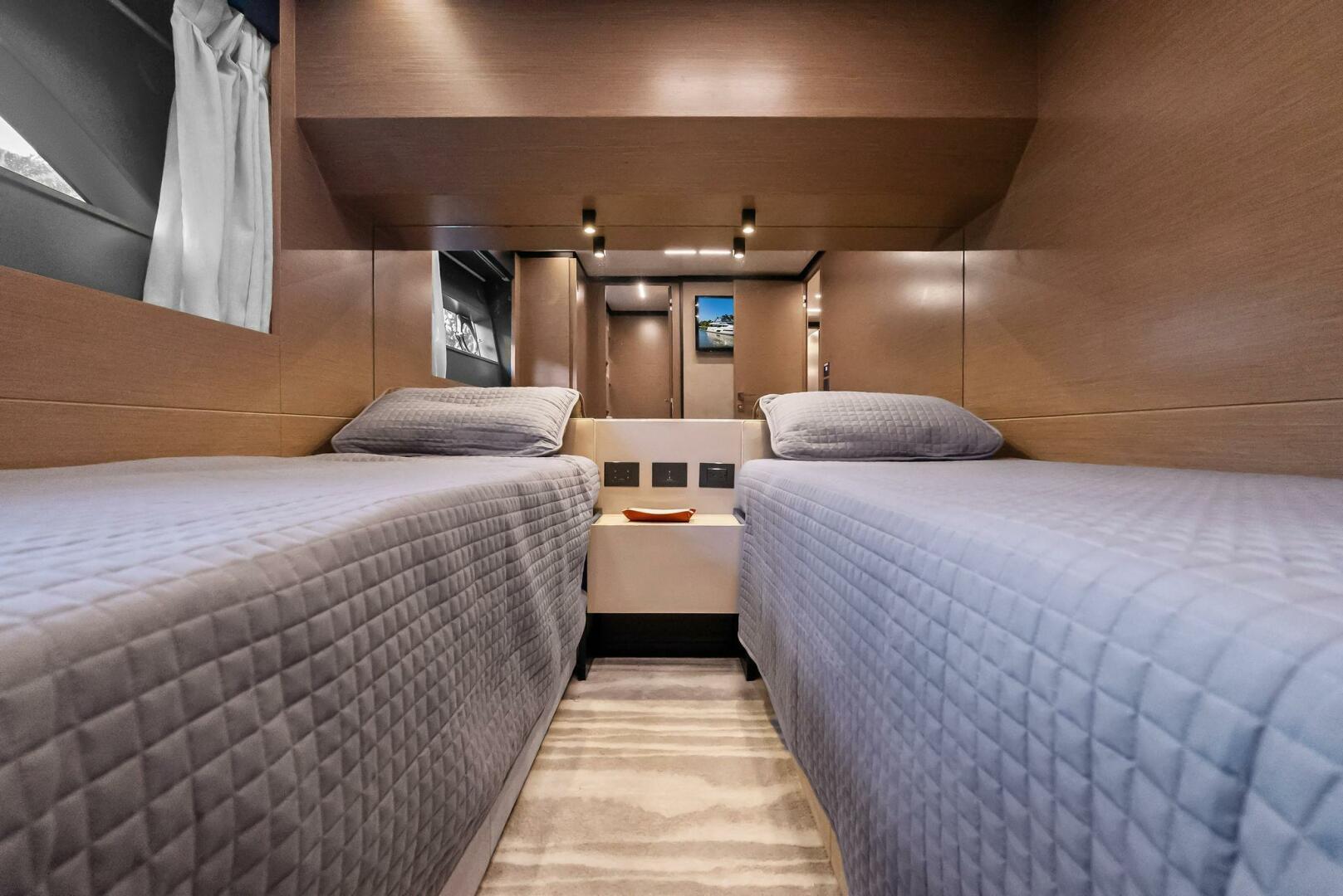 2019 Ferretti Yachts Ferretti Yachts Ferretti 780 Base - Image 47