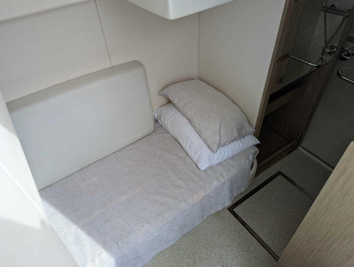 2018 Sunseeker Manhattan 52 - Image 32