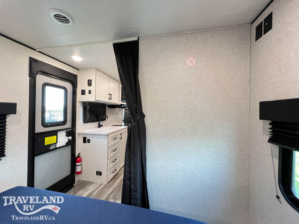 2025 Jayco Jay Flight SLX 210QBW - Image 14