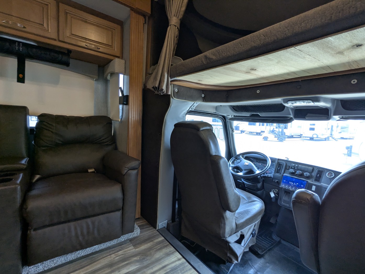 2021 Nexus Ghost 36DS - Image 13