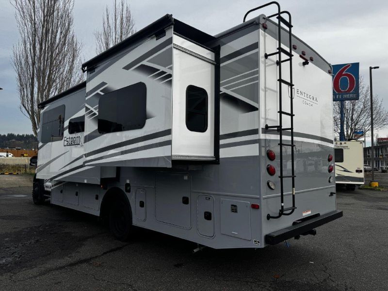 2026 Entegra Coach Esteem XL 32U - Image 3