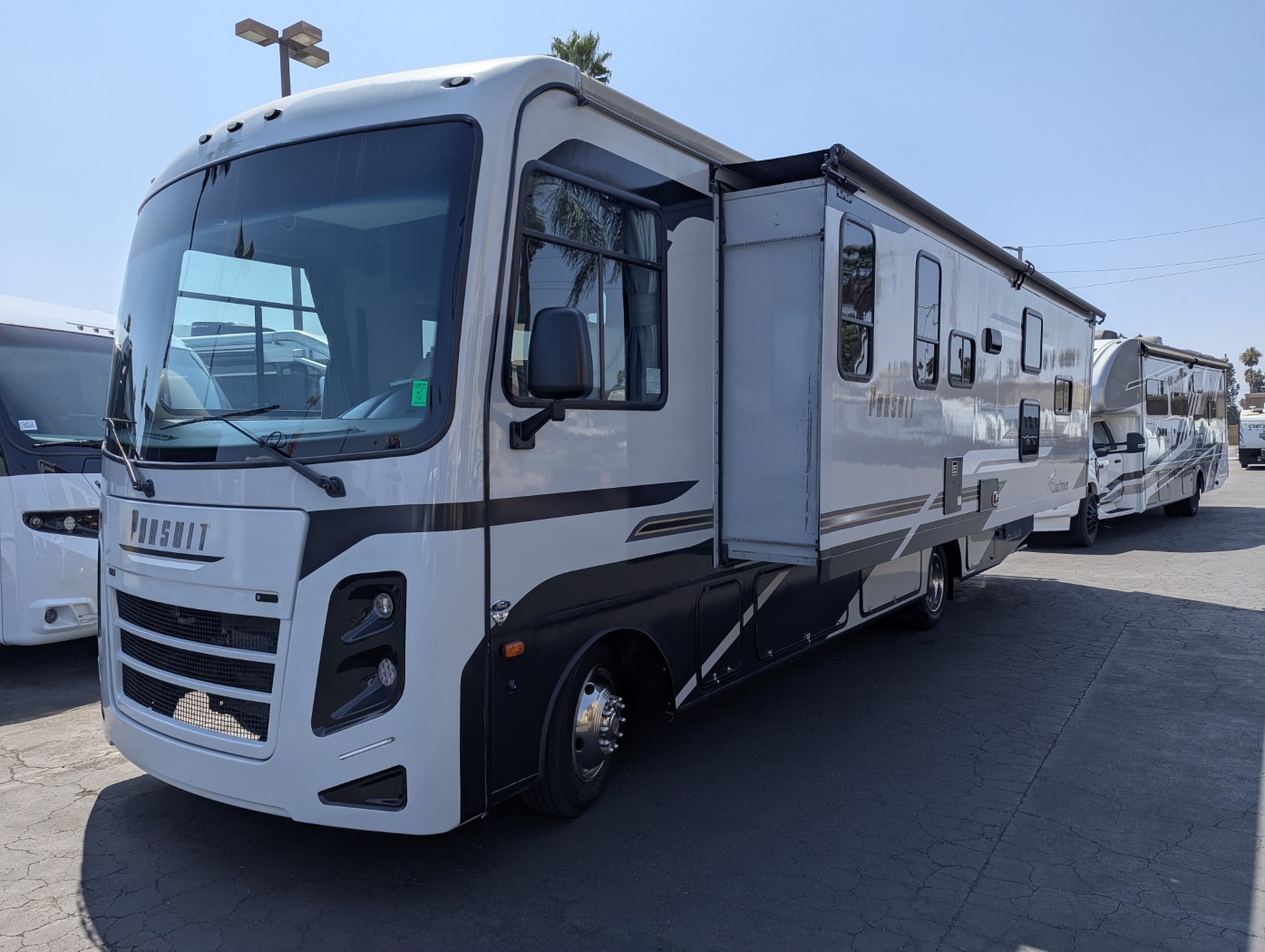 2023 Coachmen Pursuit 31BH - Image 2