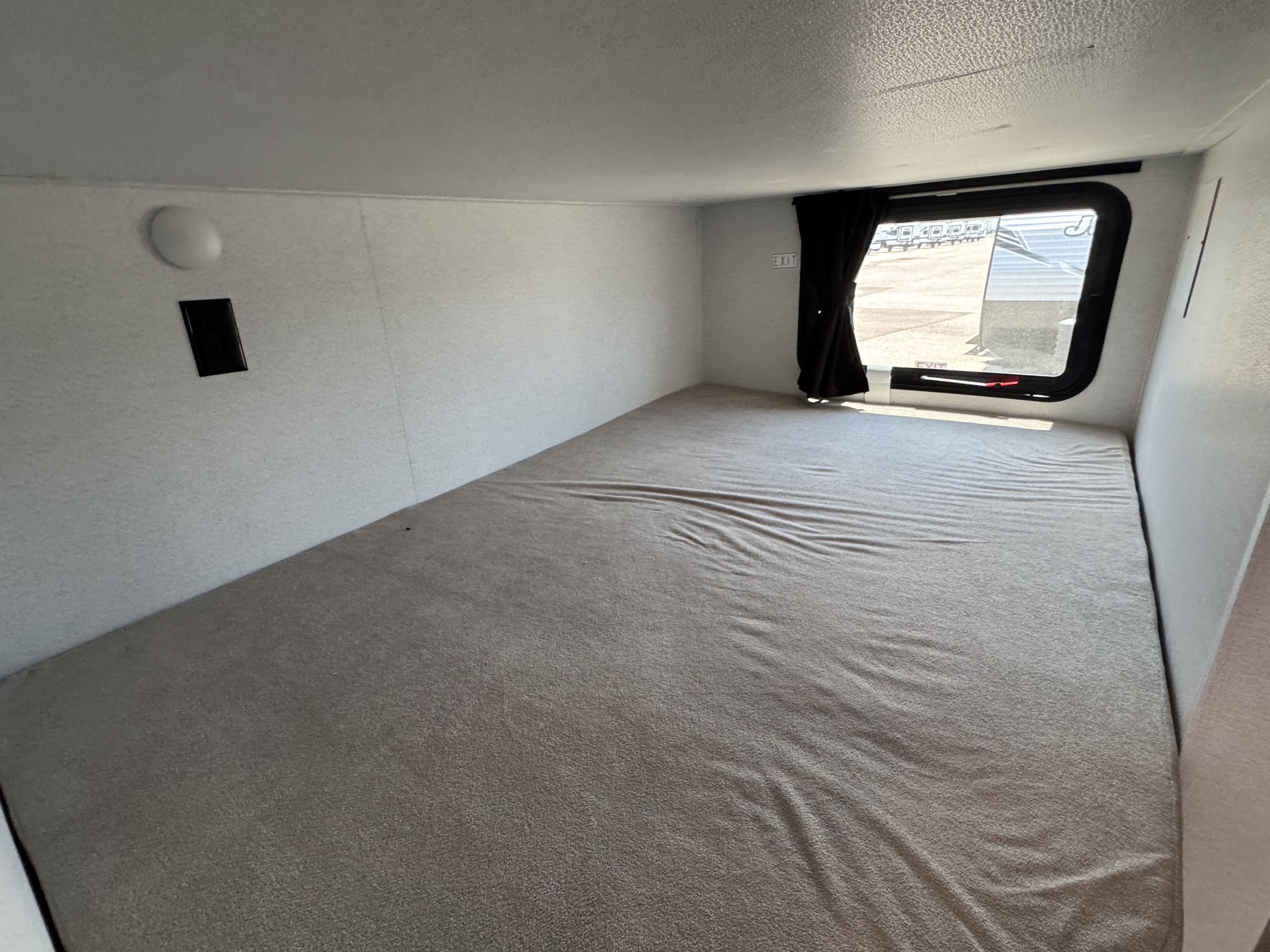 2027 Jayco Jay Flight SLX 261BHS - Image 16