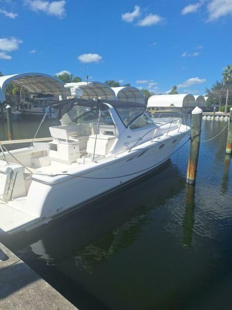 2002 Tiara Yachts 3500 Open - Image 3