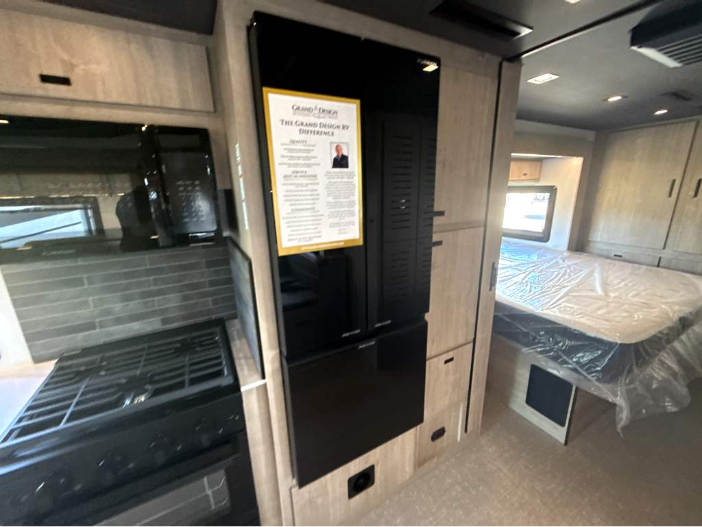 2027 GRAND DESIGN LINEAGE SERIESF 31ZW - Image 22