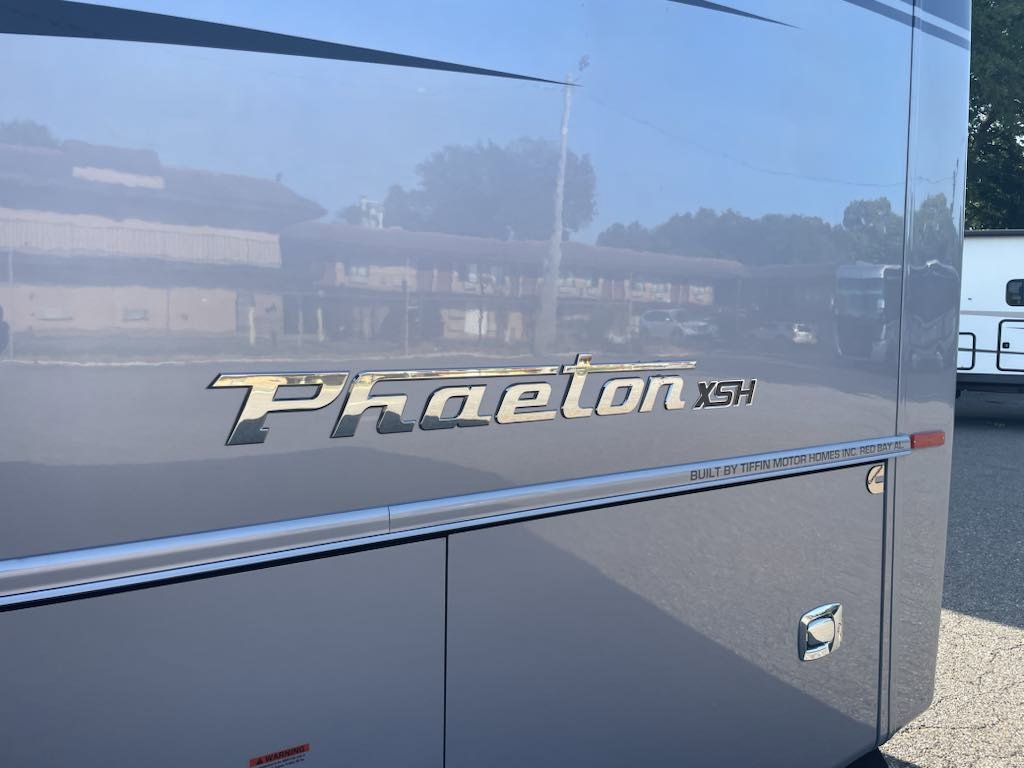 2026 TIFFIN PHAETON 40 IH - Image 22