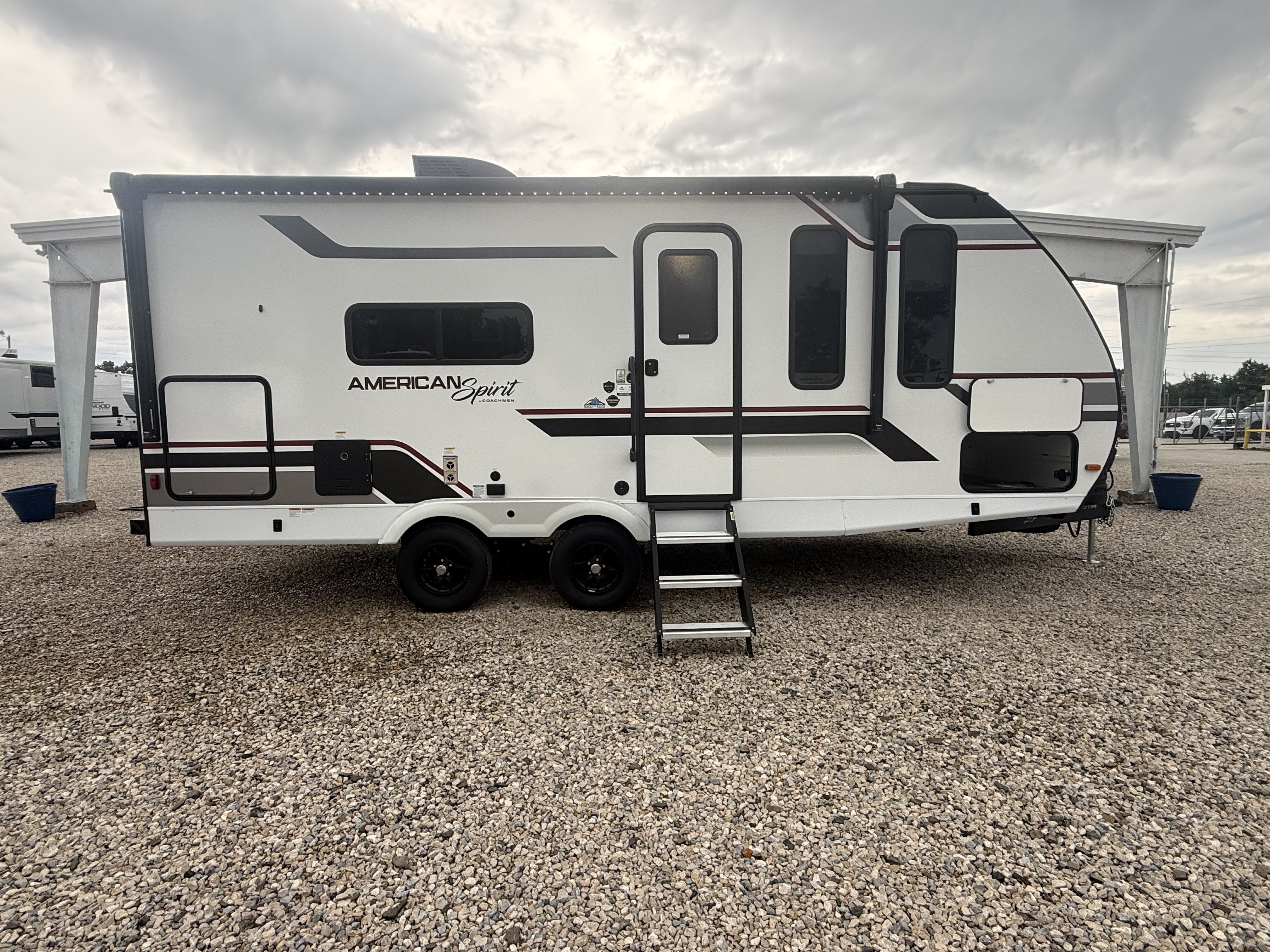 2027 Coachmen American Spirit 2353RB - Image 6