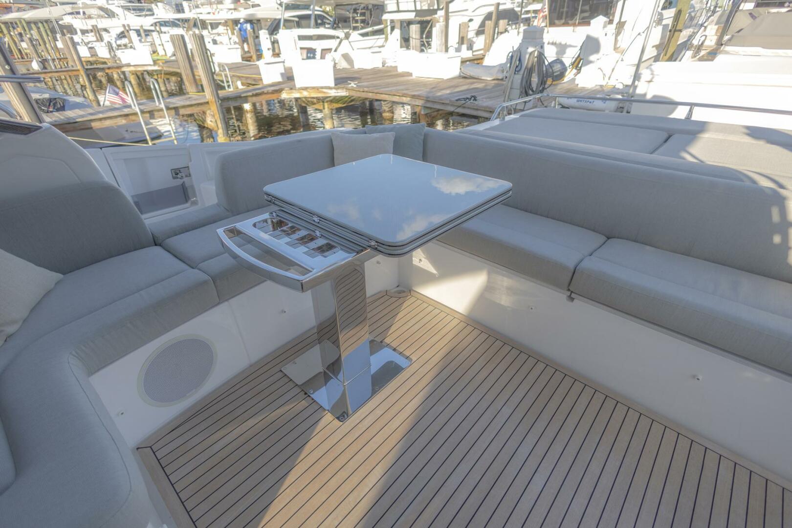2023 Azimut S6 Sport-Fly - Image 14