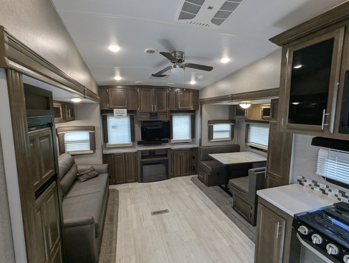 2020 Forest River Rockwood Ultra Lite 2650WS - Image 21