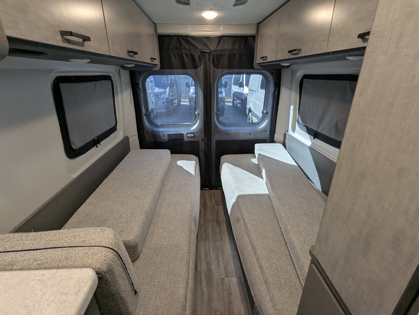 2026 Thor Motor Coach Tellaro