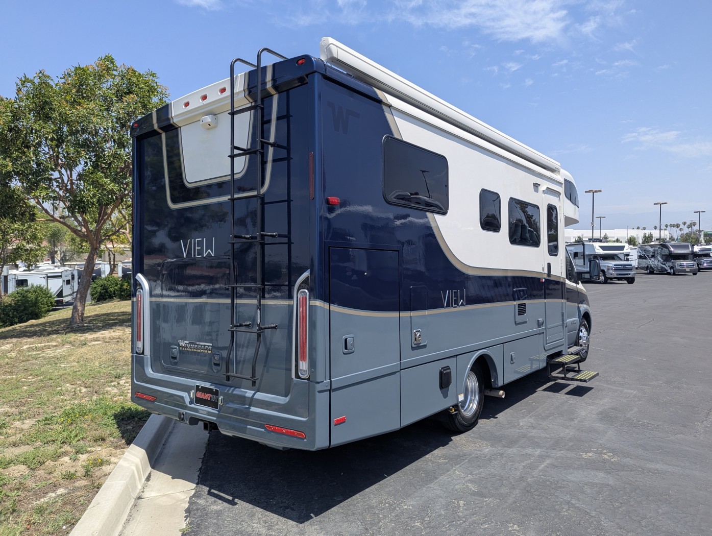 2027 Winnebago View 24R - Image 5