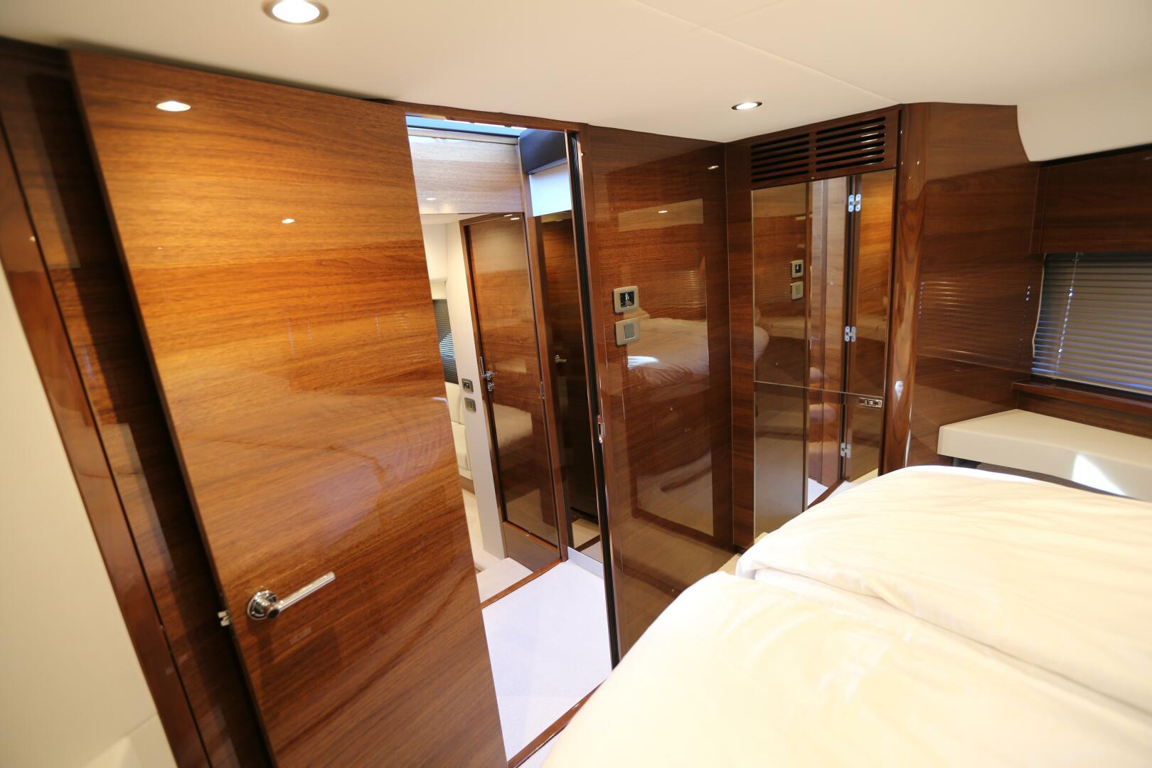 2024 Princess Princess F45 - Image 30