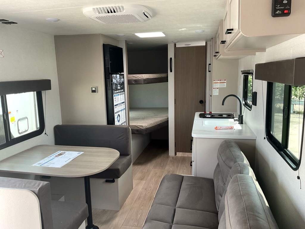 2027 JAYCO Jay Flight 250 BH - Image 8