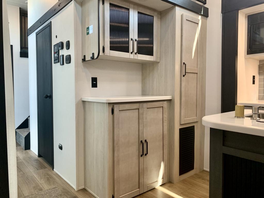 2026 Palomino Puma 402LFT - Image 31