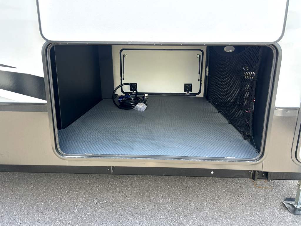2026 VENTURE RV SPORTTREK 354VBH - Image 6