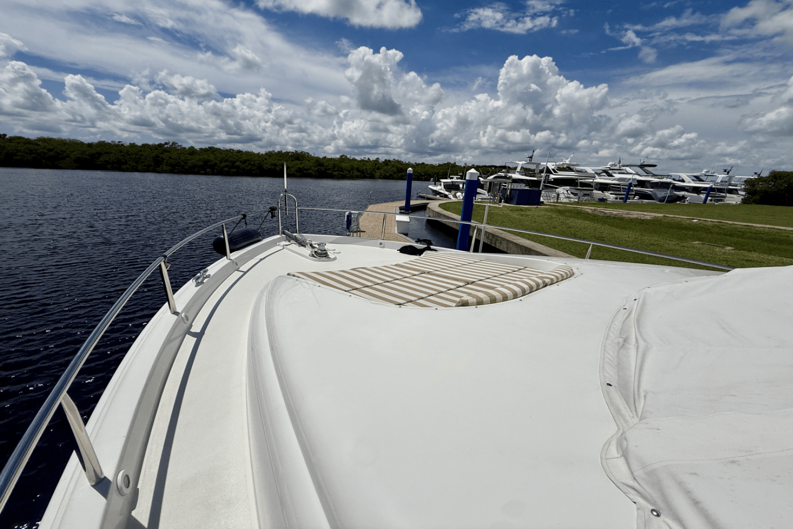 2005 68 FLYBRIDGE - Image 42