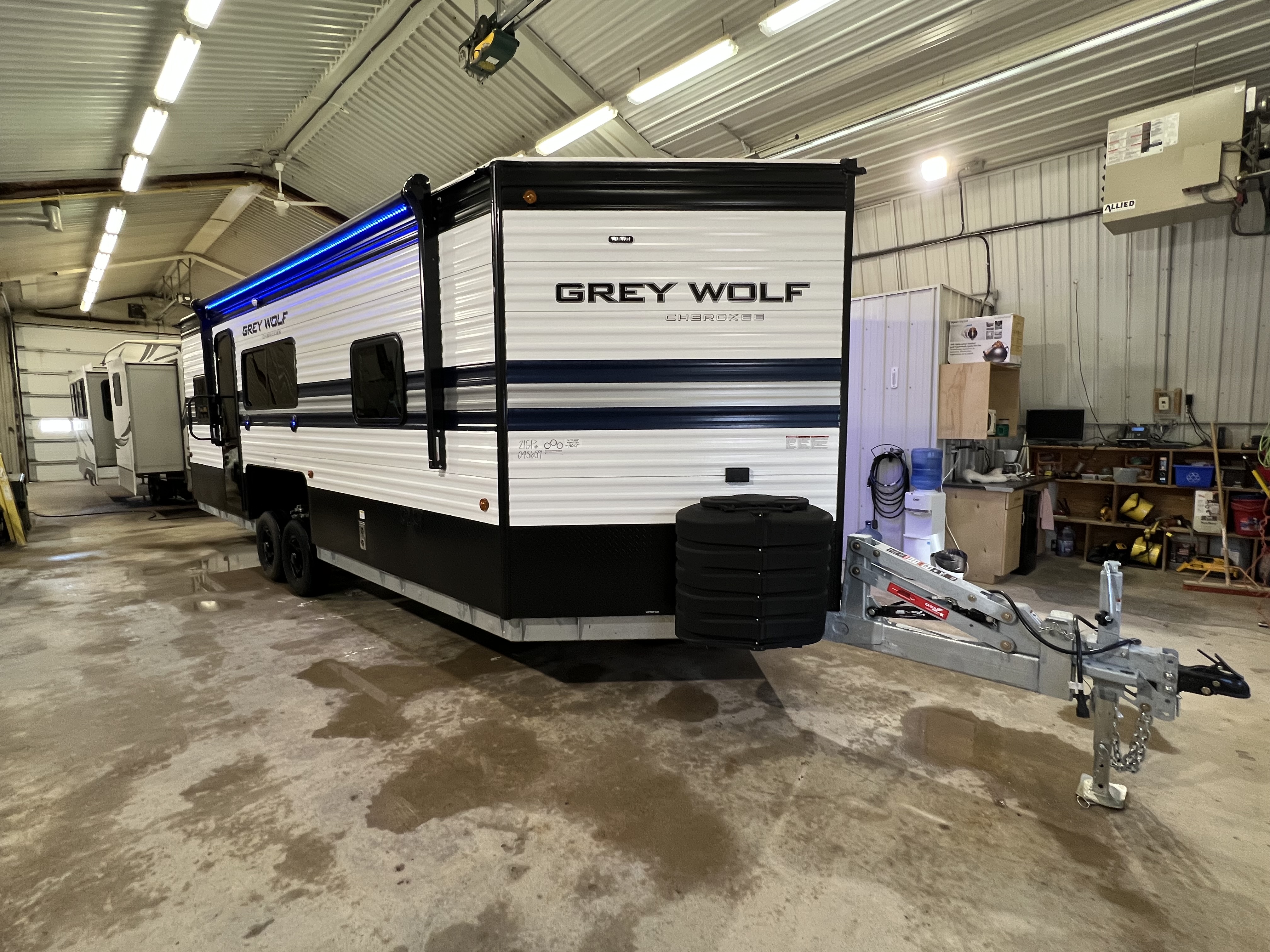Forest River Cherokee Grey Wolf