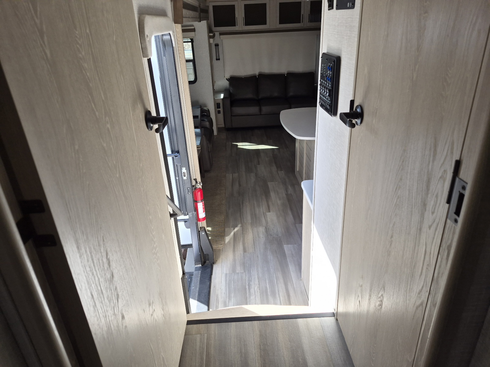 2022 Forest River Rockwood Ultra Lite 2883WS - Image 15