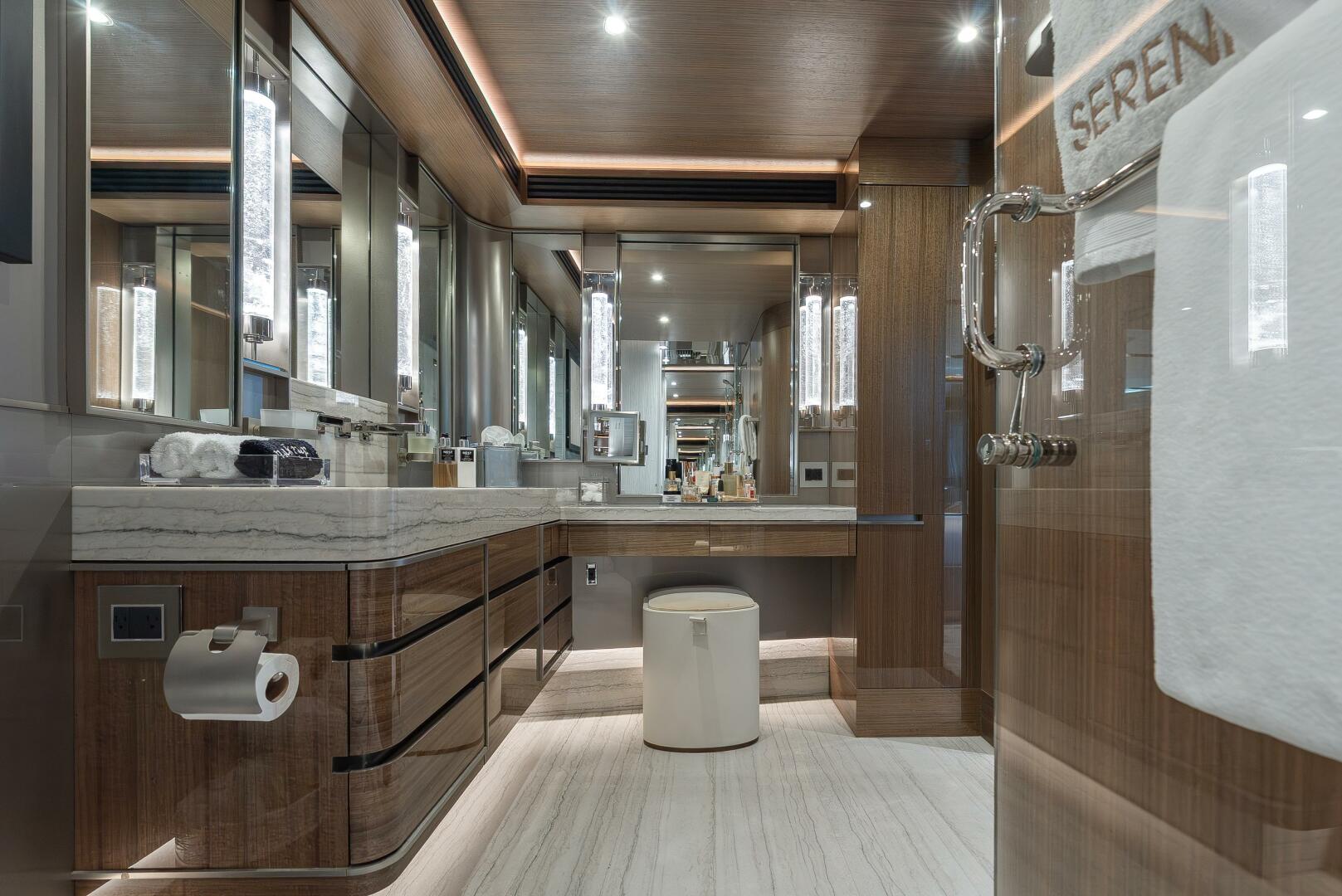 2018 Westport Raised Pilothouse - Image 19