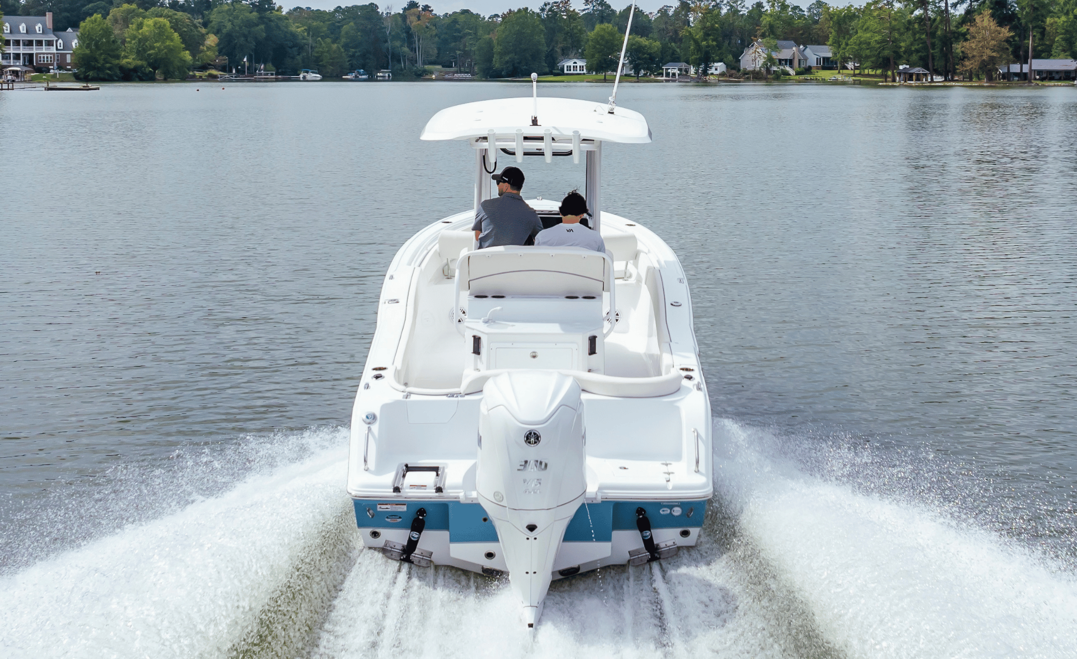 2027 SEA HUNT ULTRA 245SE - Image 3