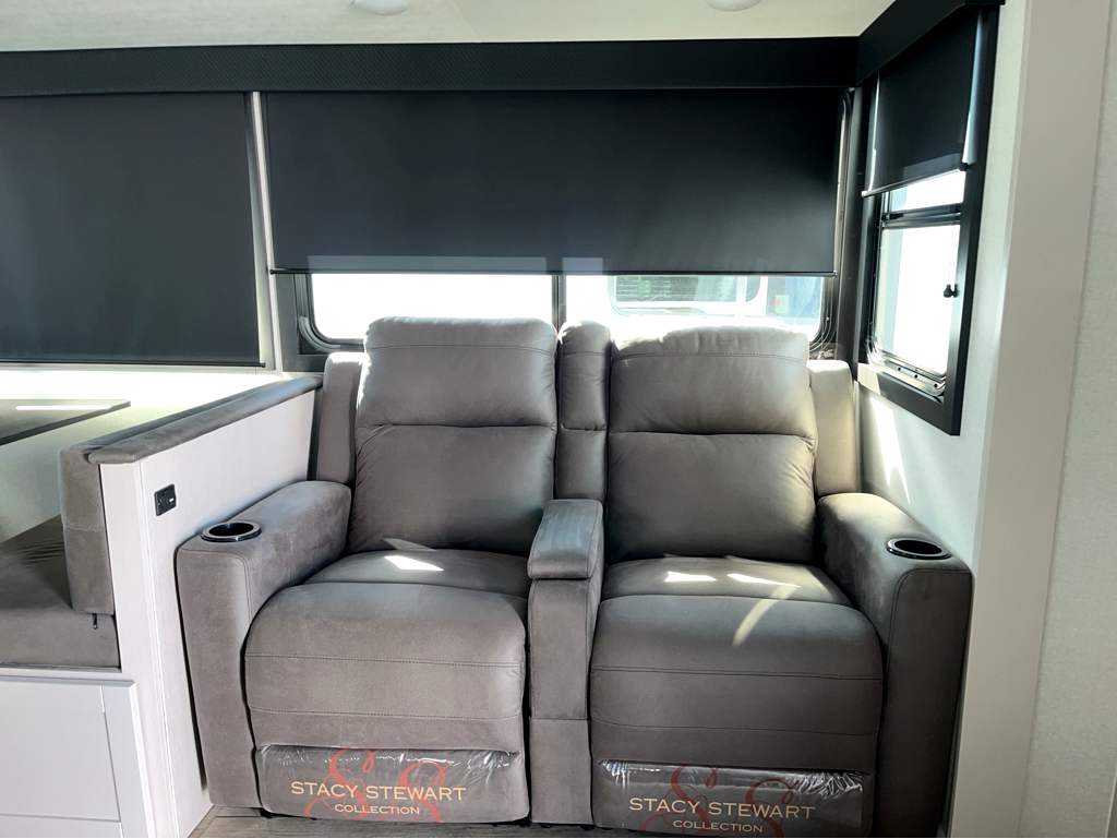 2026 JAYCO JAY FEATHER 27MK - Image 8