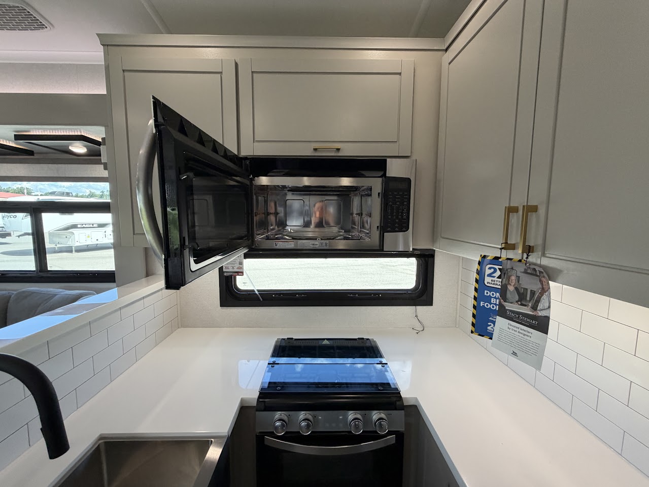 2027 JAYCO NORTH POINT 391TBBH - Image 24