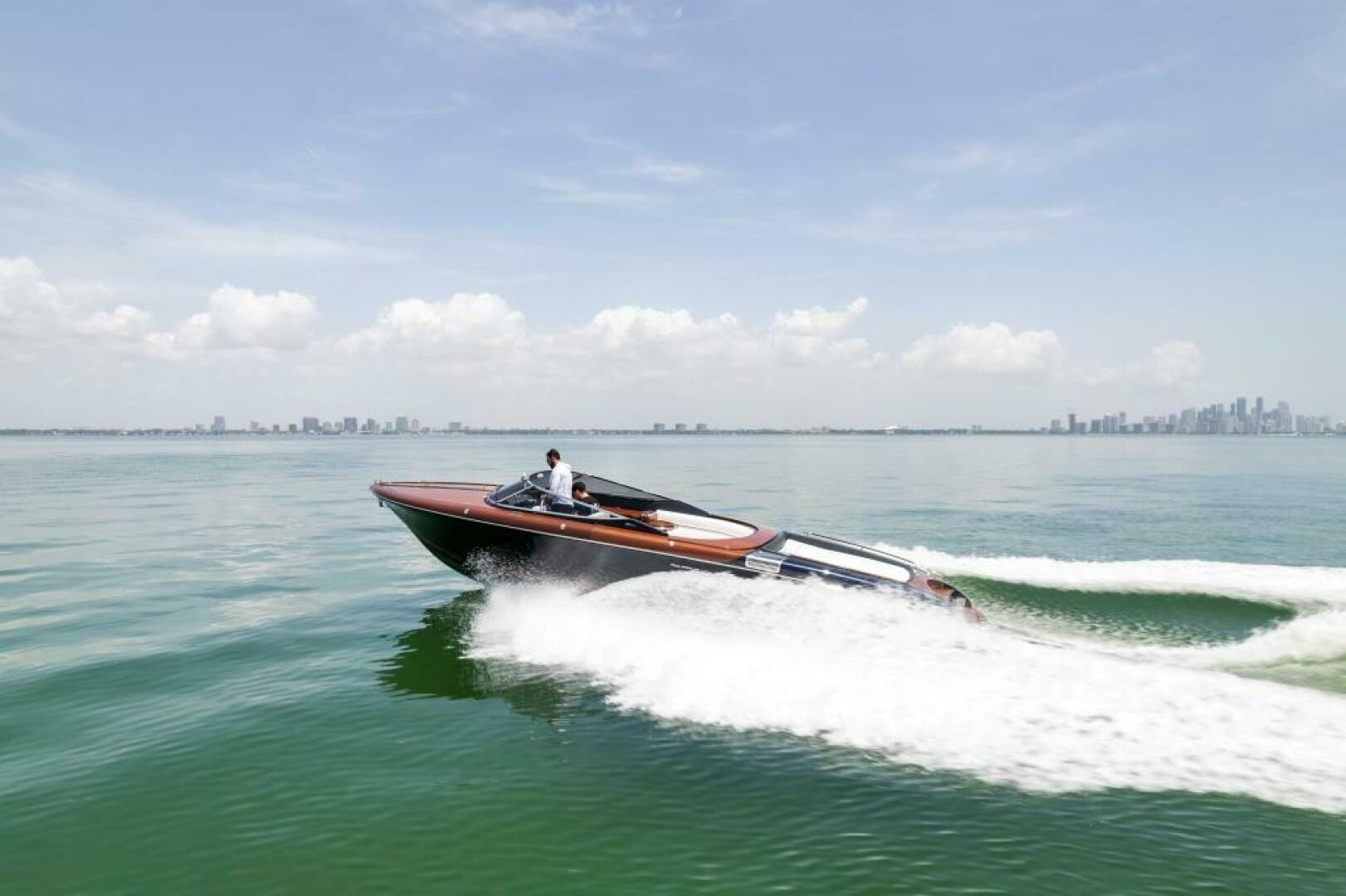 2020 Riva - Image 2