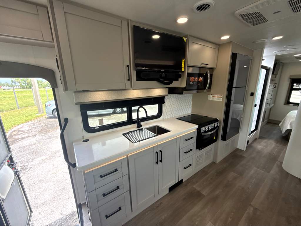 2027 ENTEGRA COACH ODYSSEY 29V - Image 15
