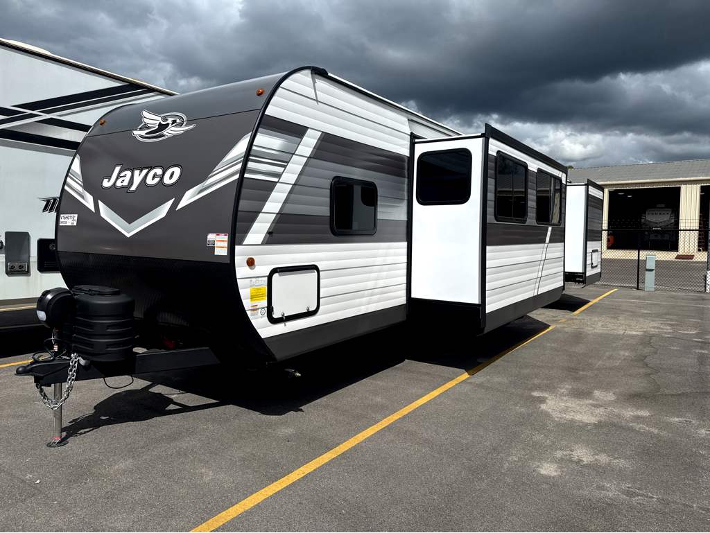2027 JAYCO JAY FLIGHT 380DQS - Image 2