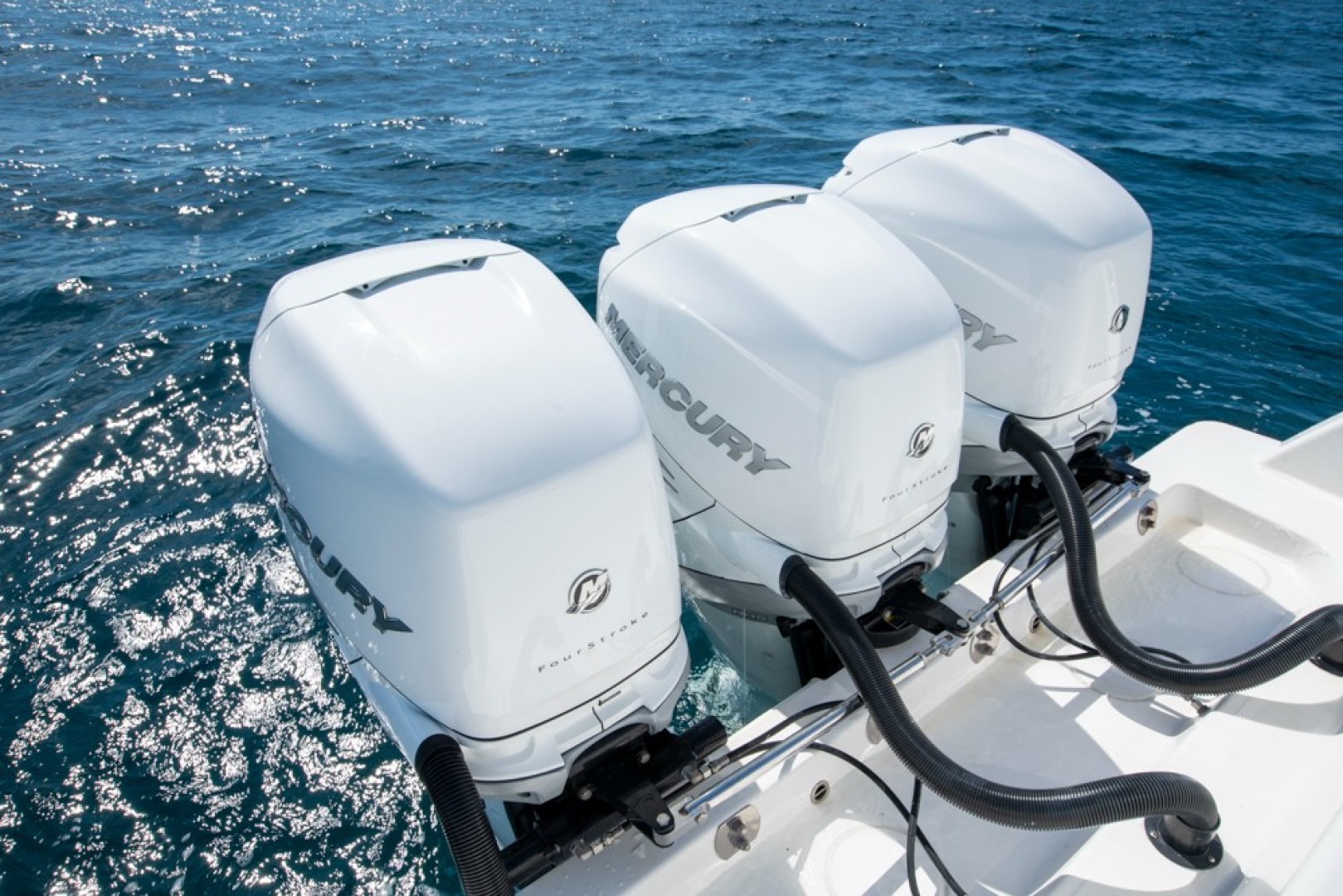 2011 Invincible 42CC - Image 43