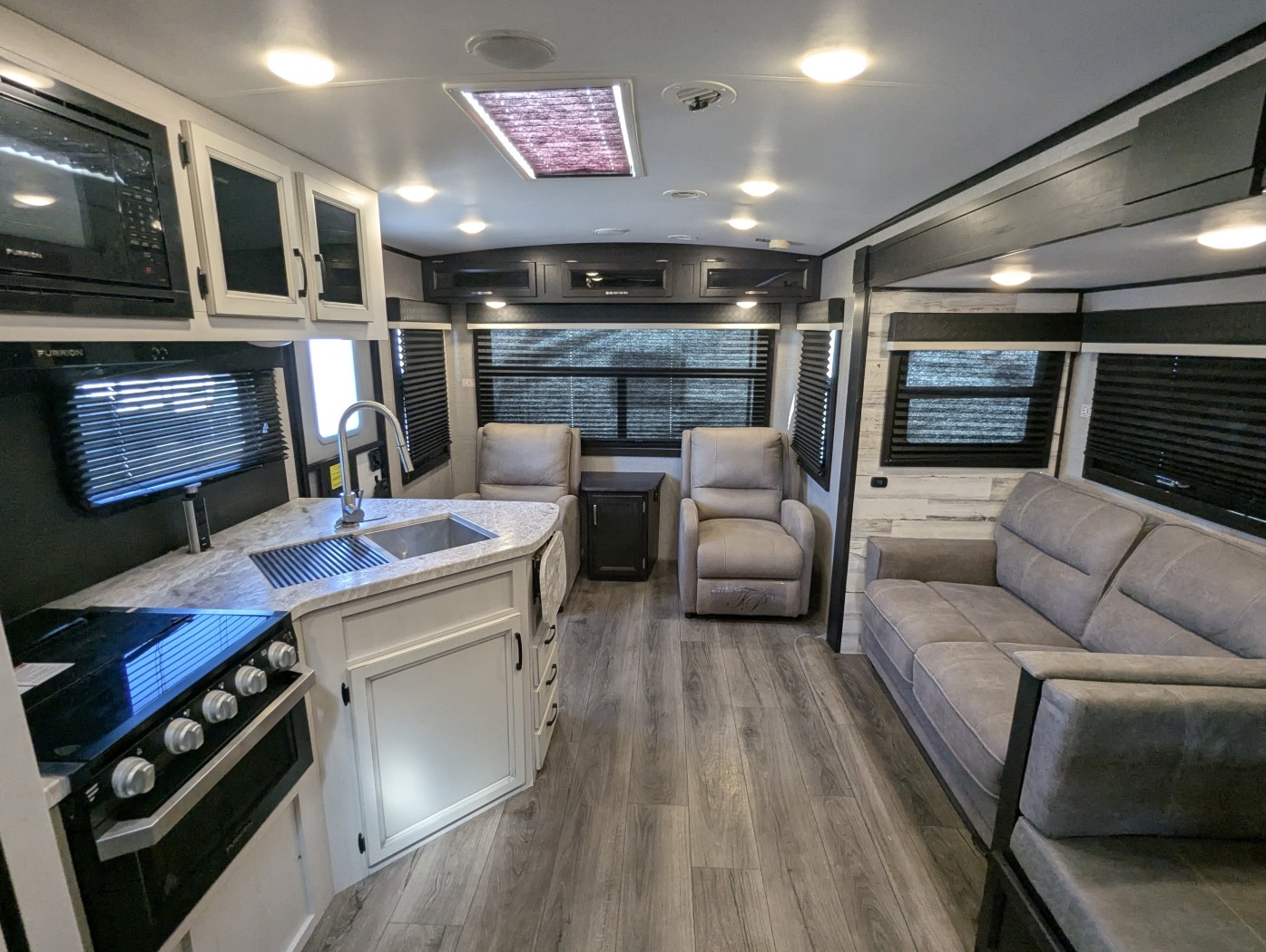 2021 JAYCO WHITEHAWK 28RL - Image 21