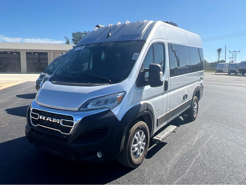 2026 JAYCO COMET 18C - Image 2