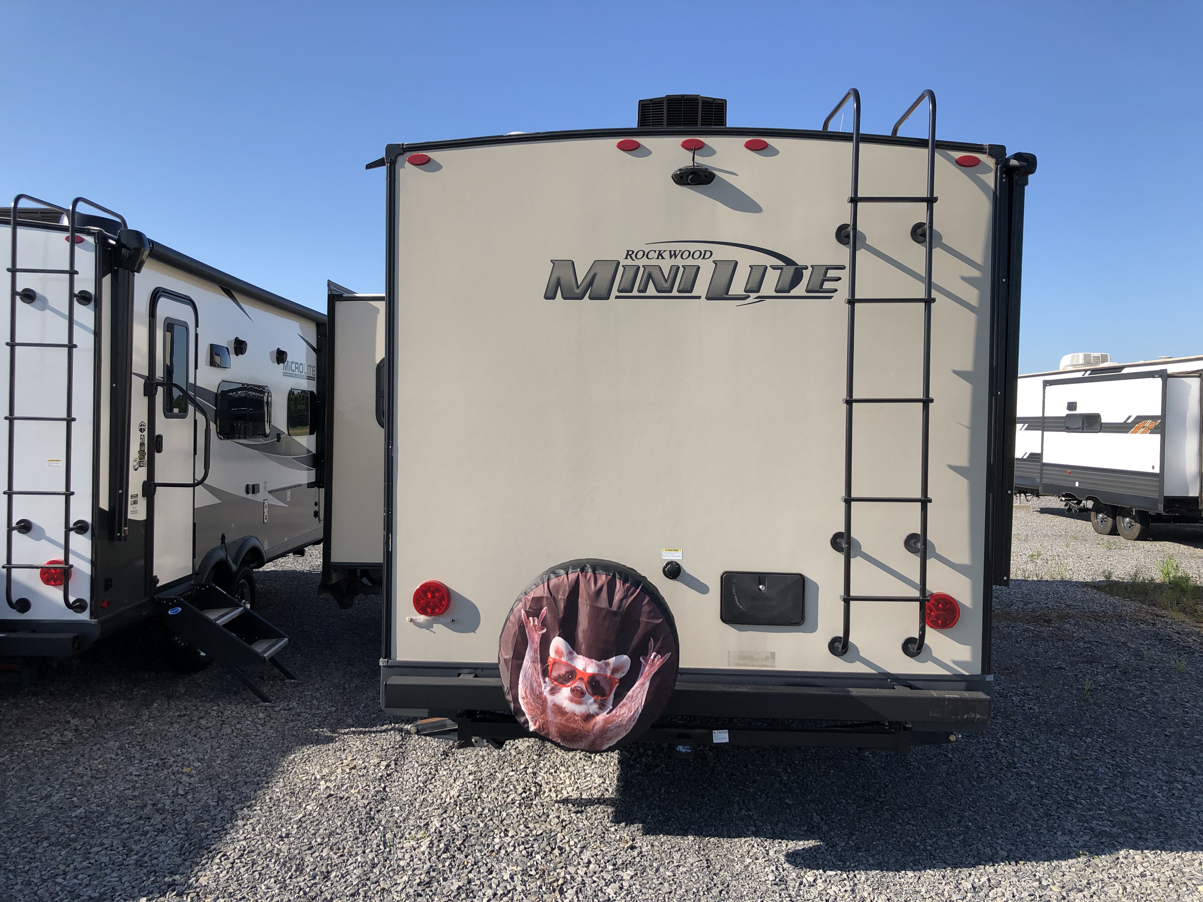 2020 Forest River Rockwood Mini Lite 2507S - Image 5