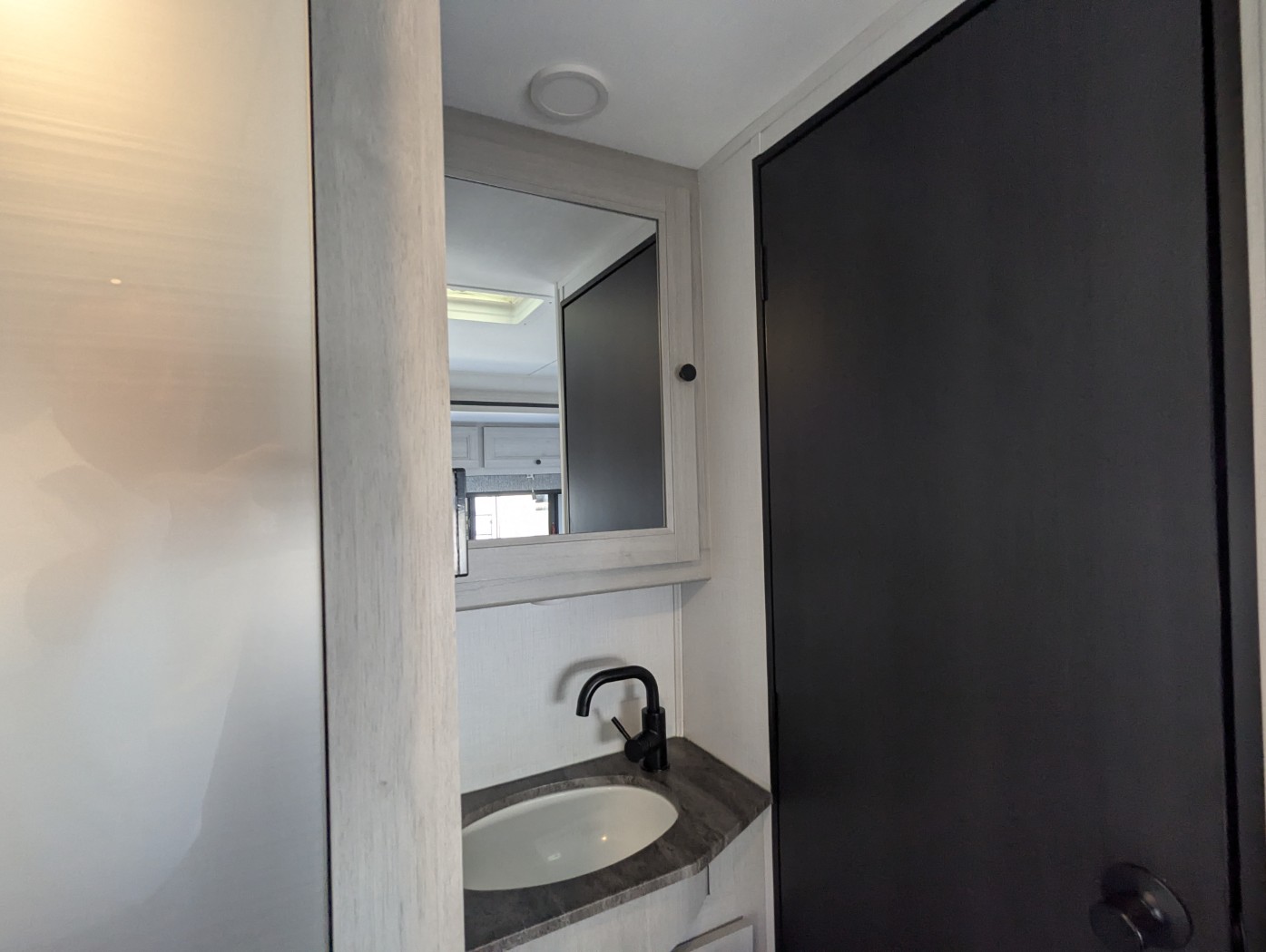 2025 Forest River Solera 22N - Image 26