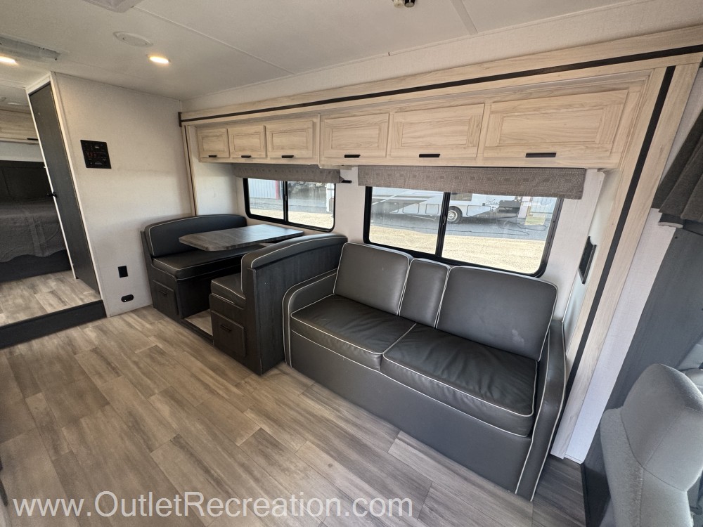 2023 Forest River Sunseeker 2850S LE - Image 15