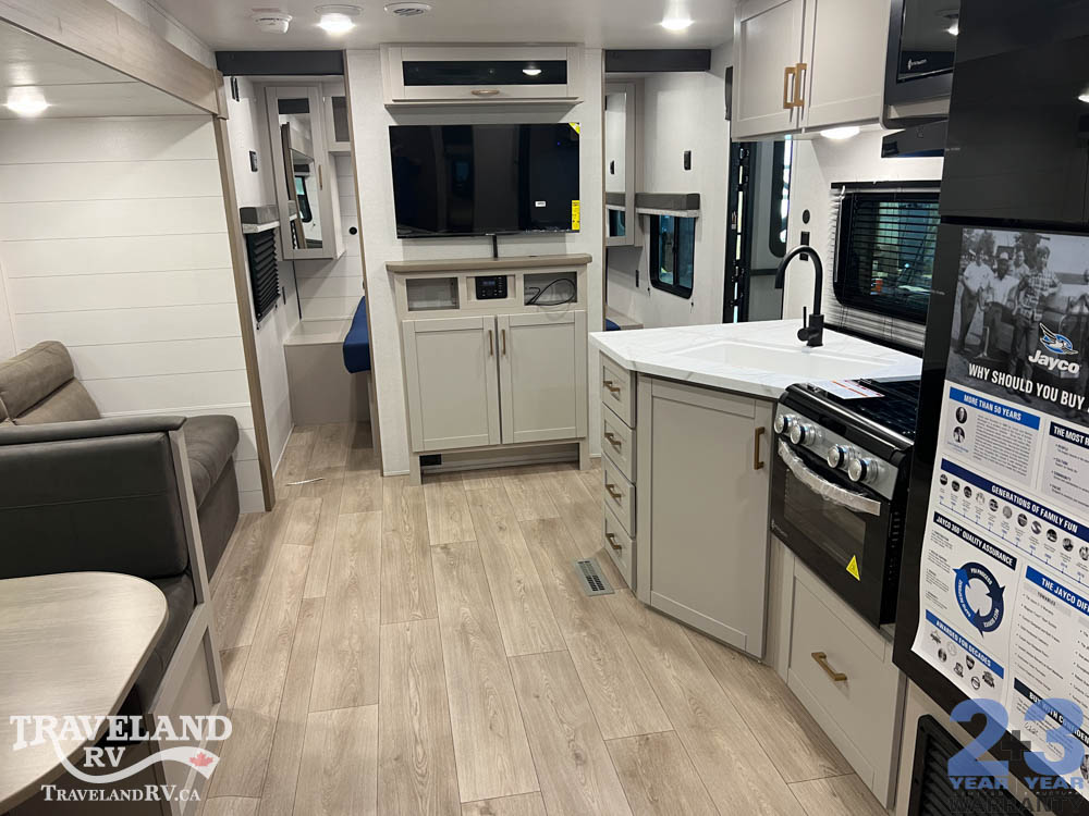 2027 Jayco Jay Flight SLX 261BHSW - Image 4