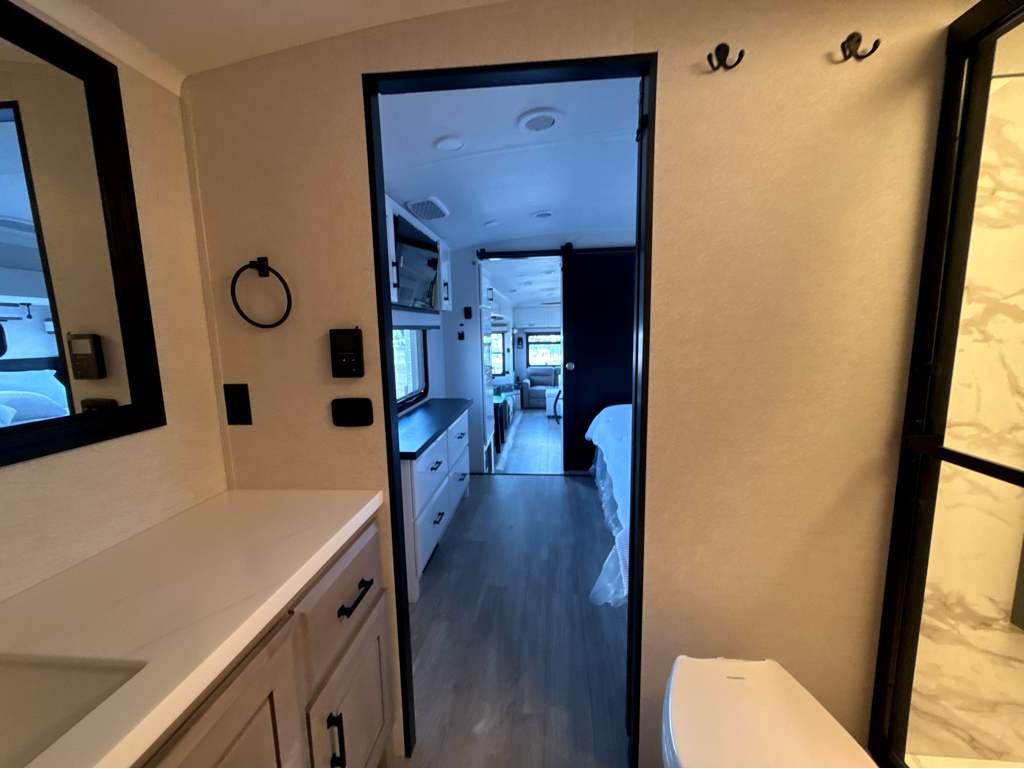 2026 JAYCO PINNACLE 36FBTS - Image 27