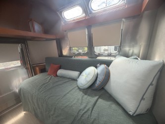 2027 AIRSTREAM FRANK LLOYD WRIGHT 28RBT - Image 15