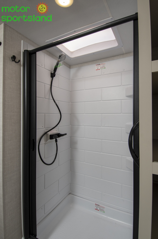 2026 Ember RV E-Series 24RLD - Image 32