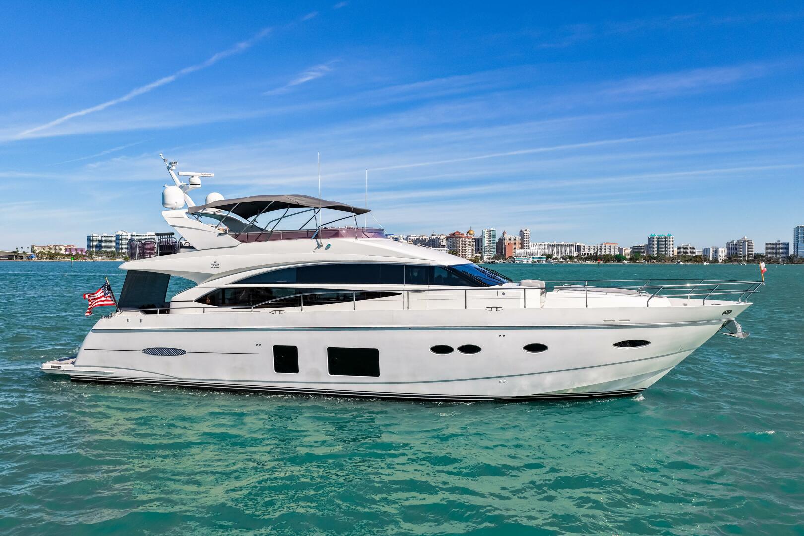 2014 Princess Y72 - Image 6