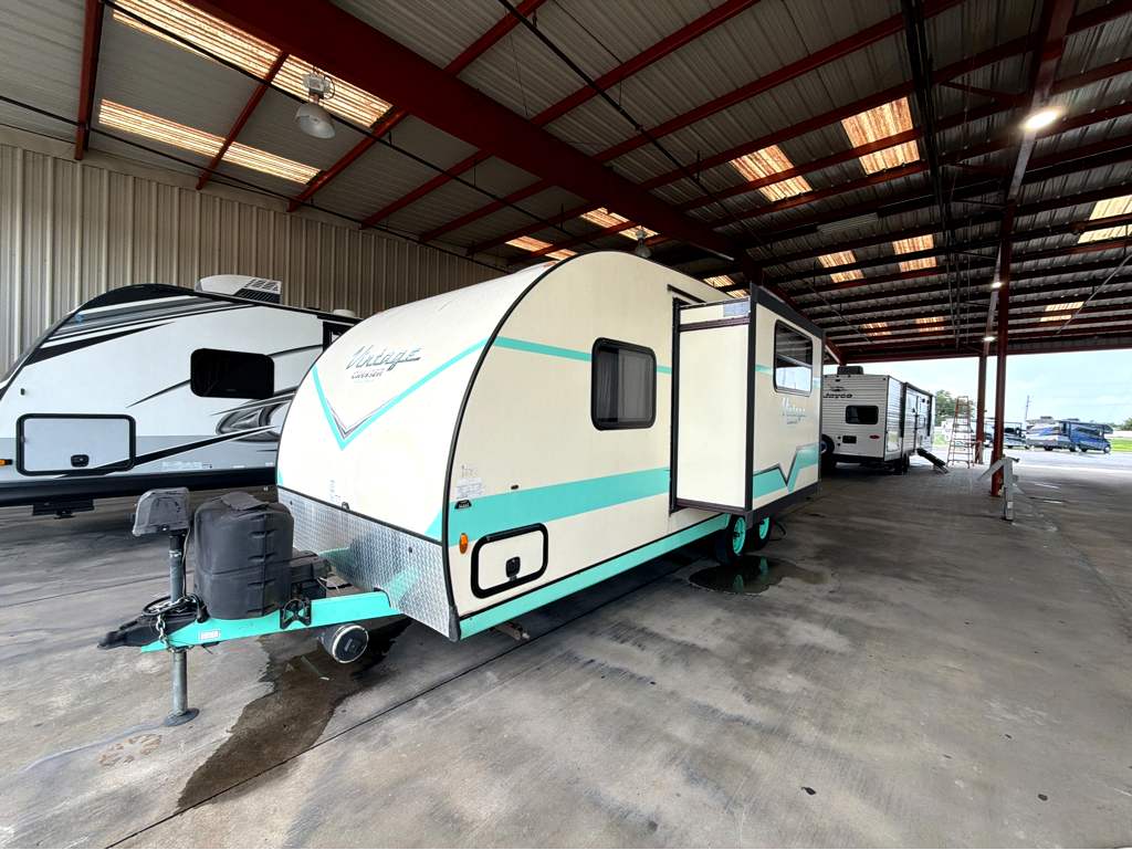 2019 GULF STREAM VINTAGE CRUISER 23QBS - Image 6