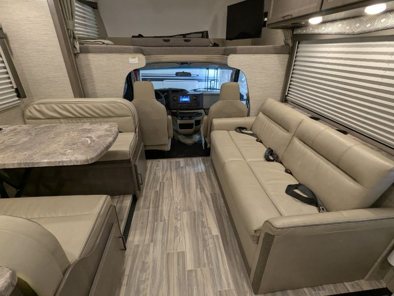2024 Thor Motor Coach Four Winds 28Z - Image 17