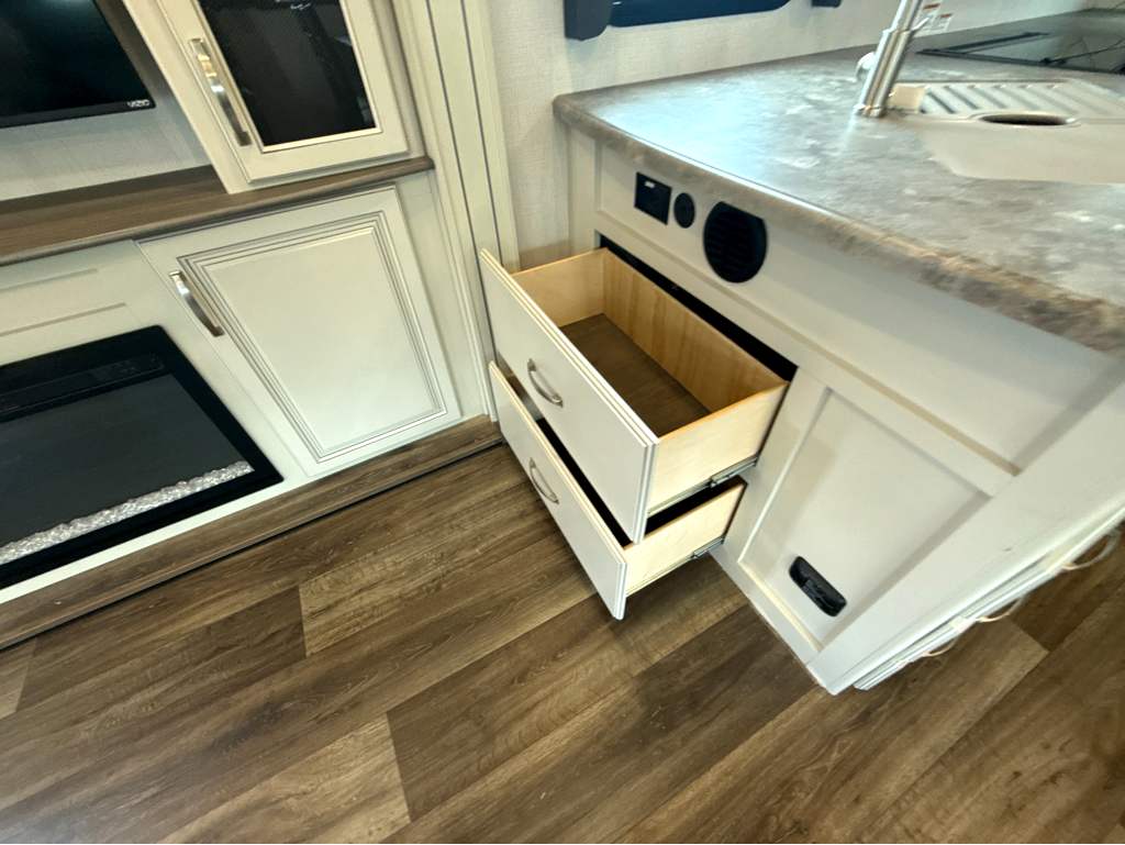 2023 Keystone COUGAR 29RKS - Image 18