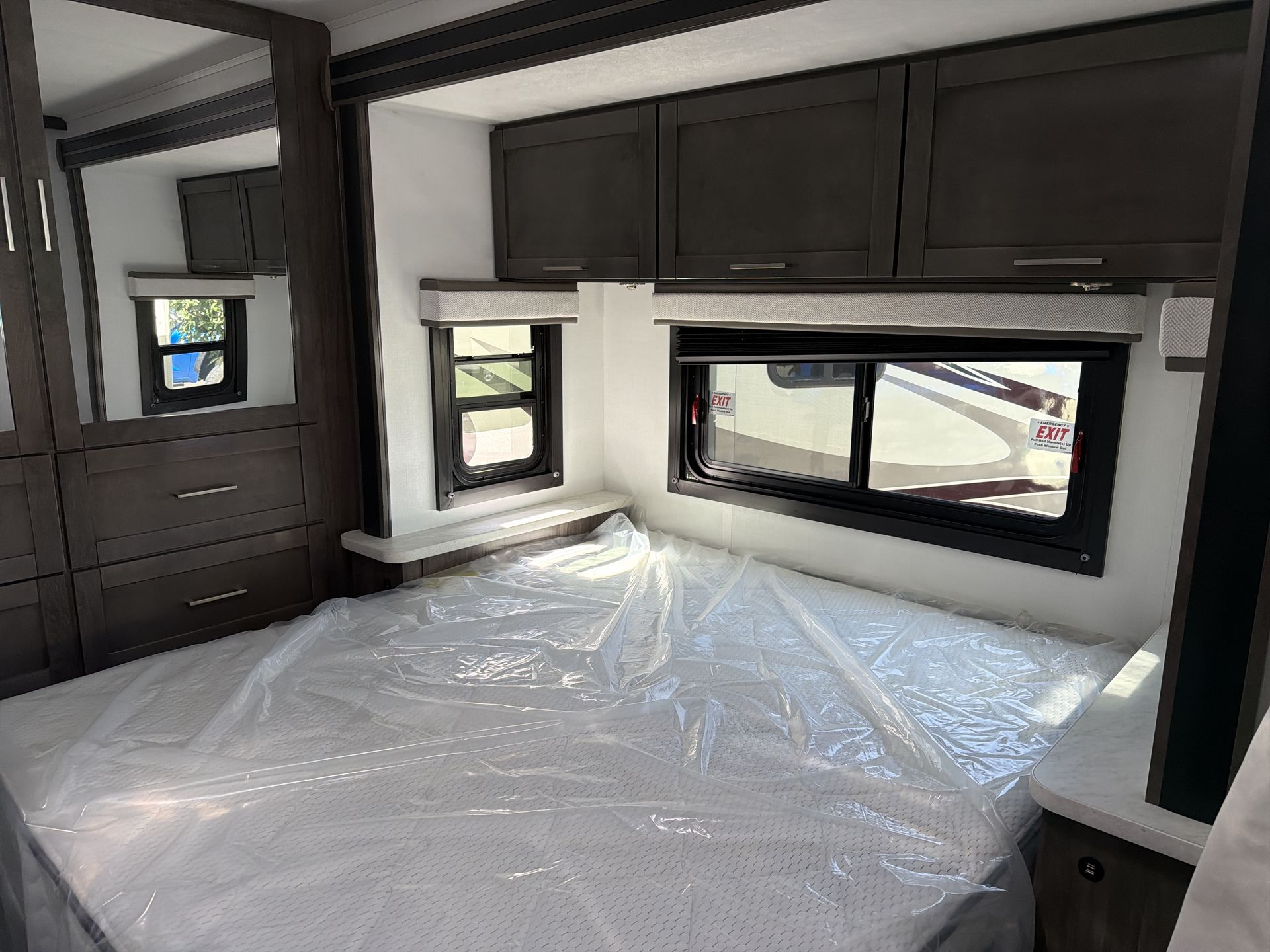 2026 Entegra Coach Vision SE 27ASE - Image 35
