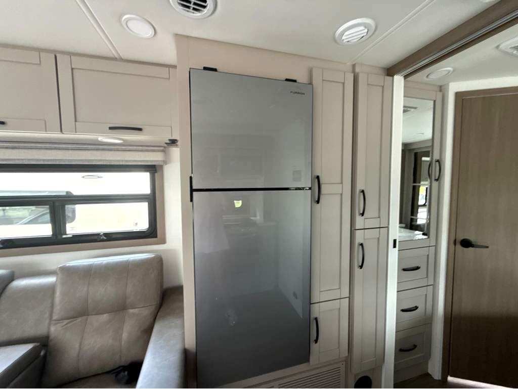 2027 ENTEGRA COACH ESTEEM XL 32U - Image 20