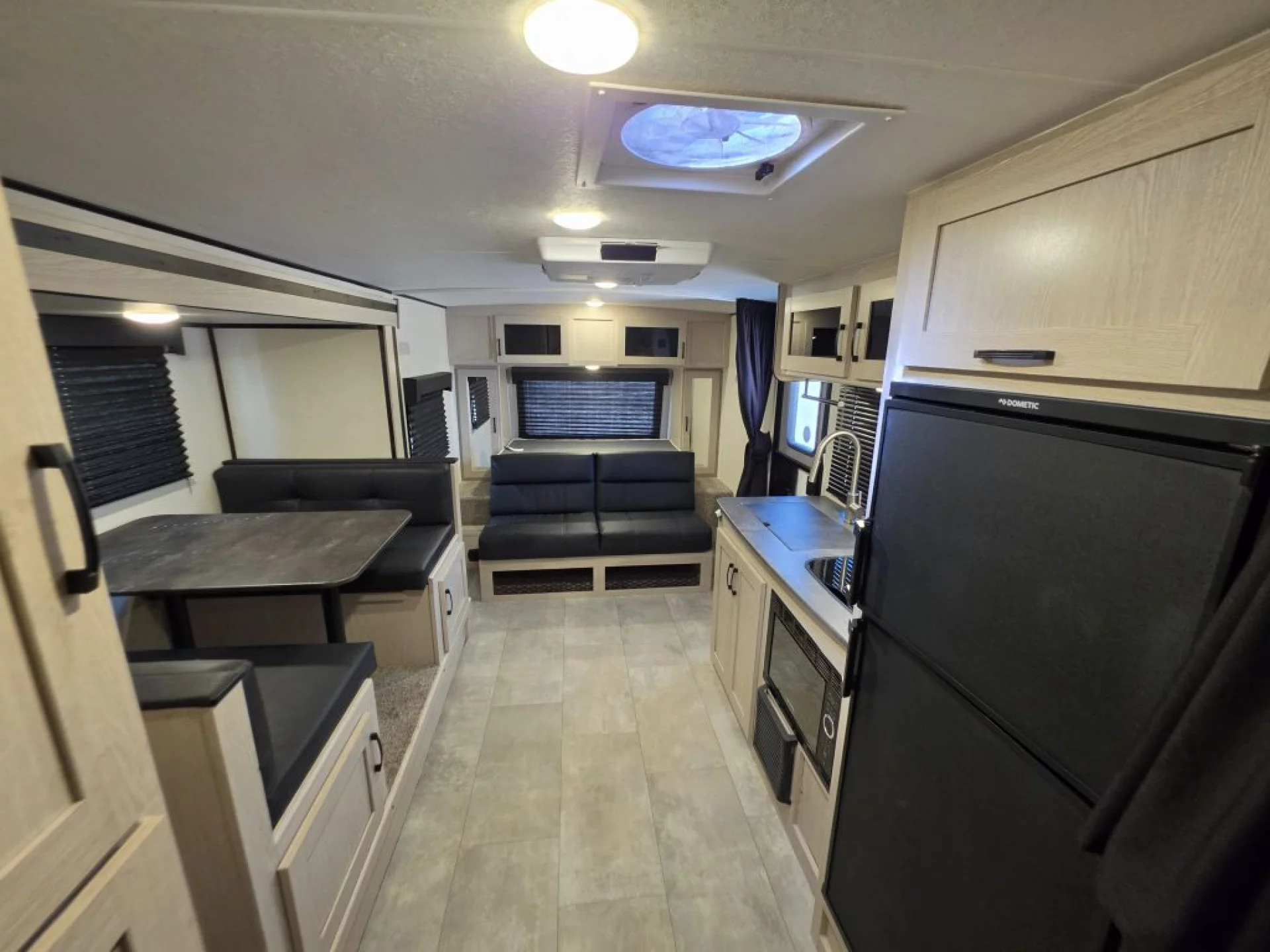 2022 COACHMEN APEX NANO 208BHS - Image 10