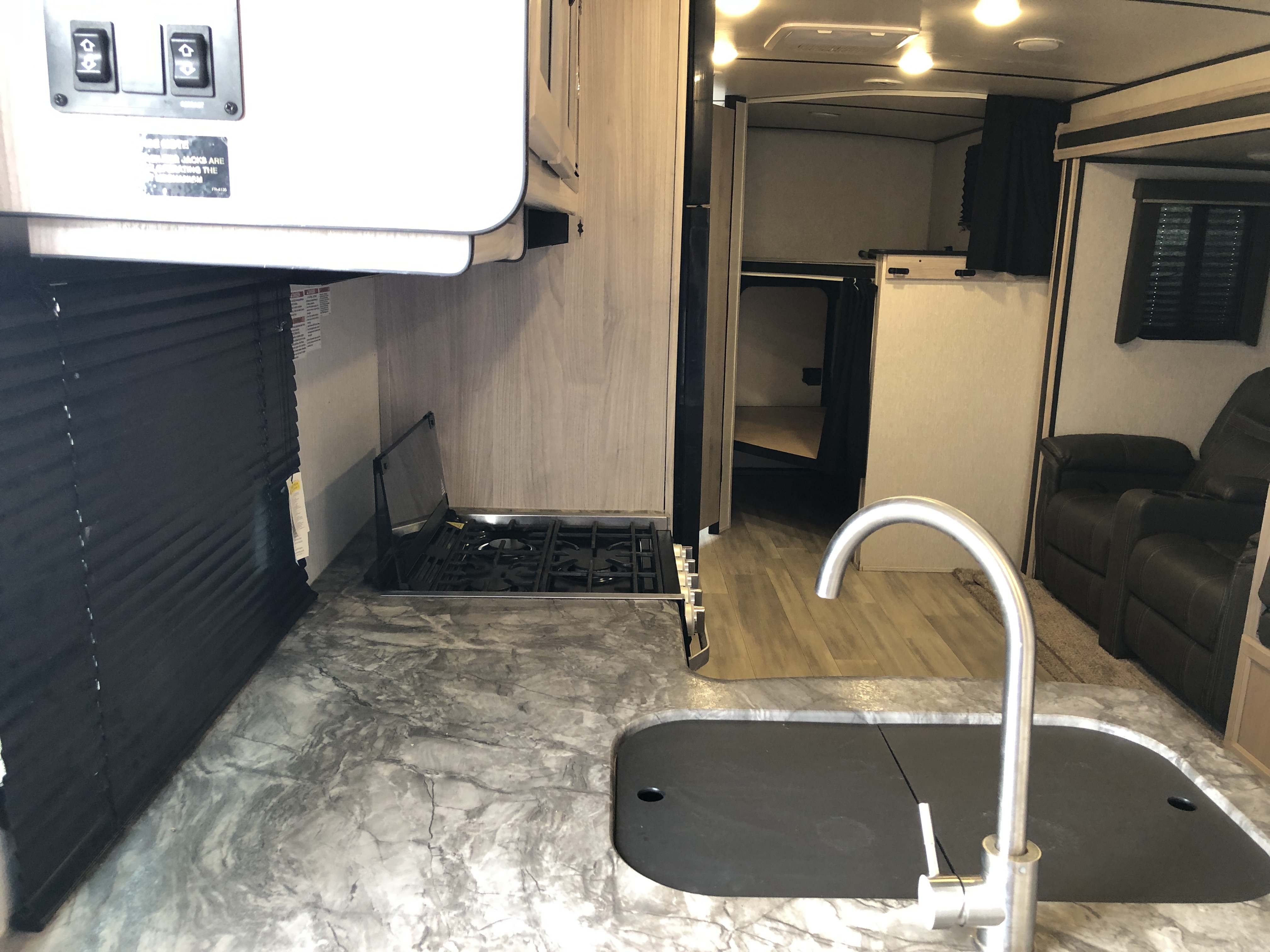 2021 Coachmen Northern Spirit Ultra Lite 2963BH - Image 11