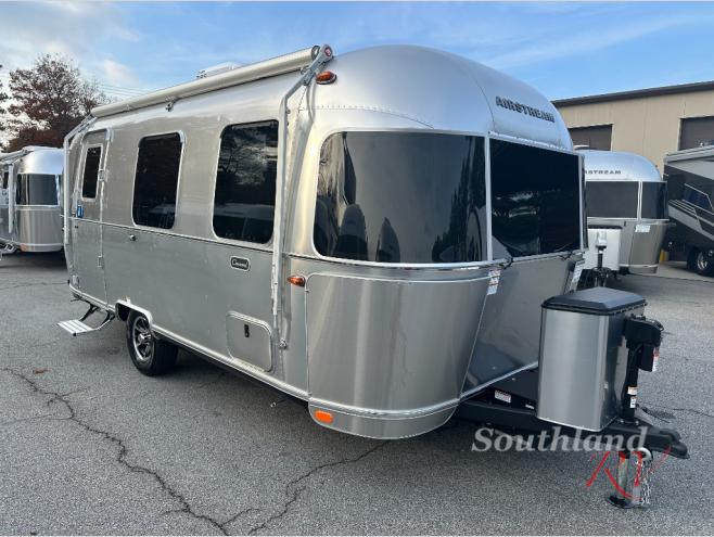 2026 Airstream Caravel 22FB - Image 1