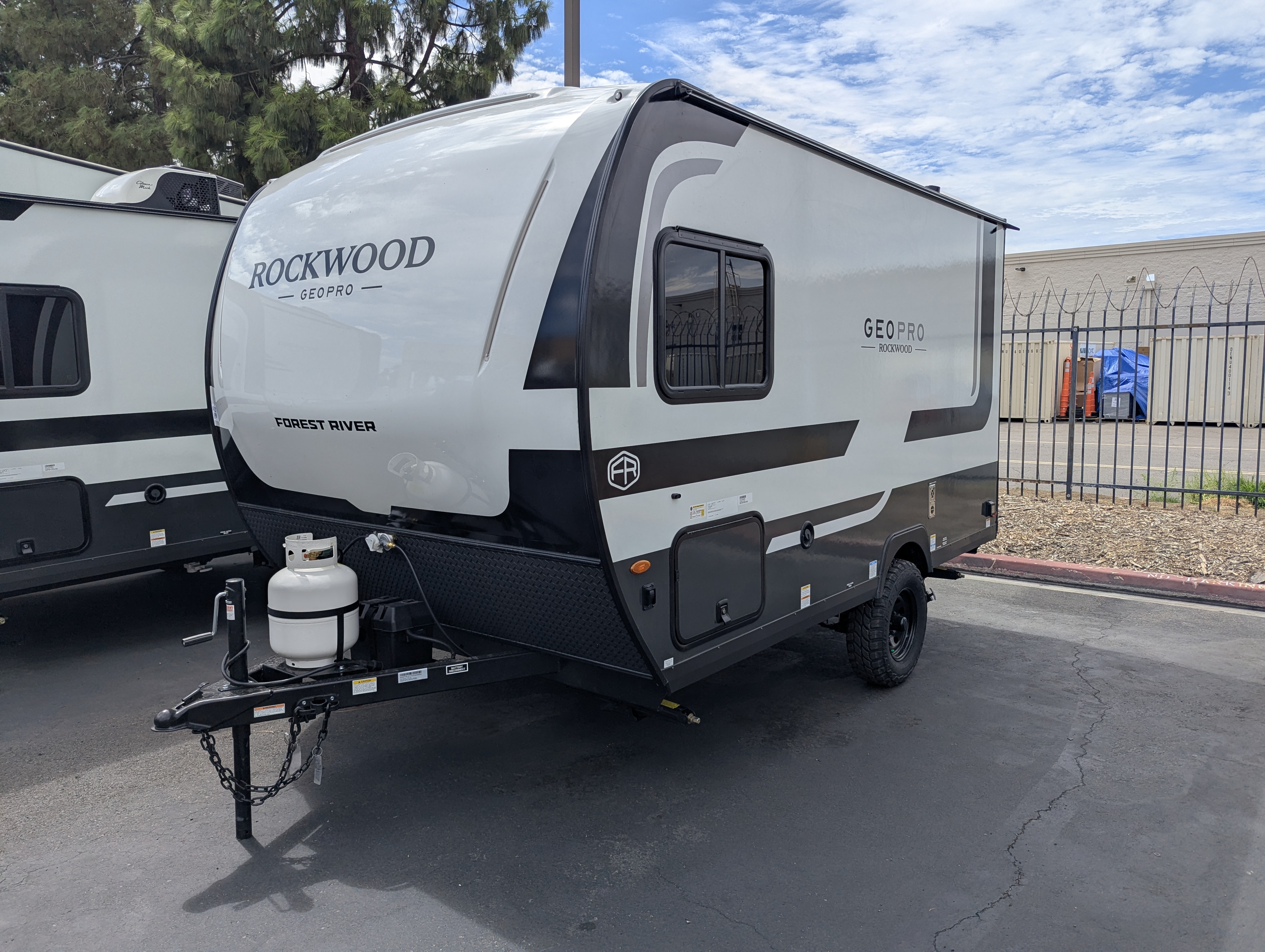 2027 Forest River Rockwood Geo Pro G13BLE - Image 4